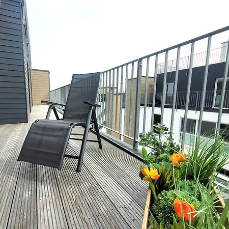 Penthouse 21125 Apartment